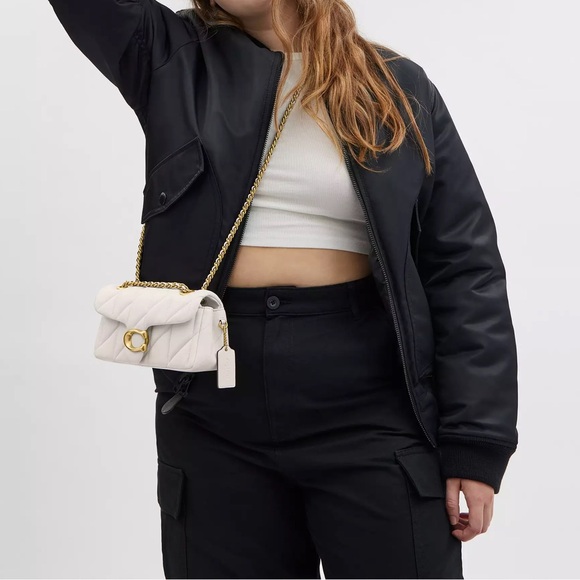 NWT Coach Tabby Shoulder Bag 20 With Quilting Chalk Gold CP149 White Crossbody - Picture 8 of 8